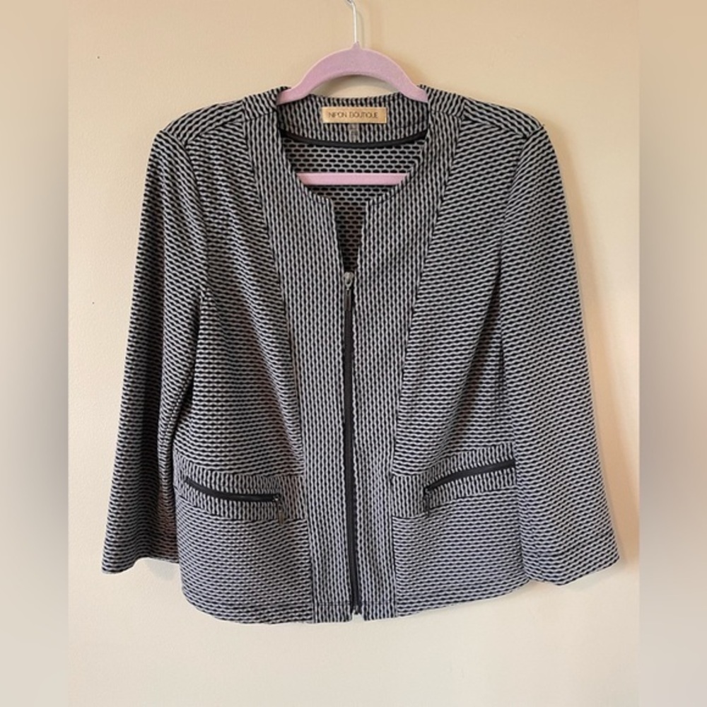 Nipon Boutique Jacket Size 10 Black and Tan